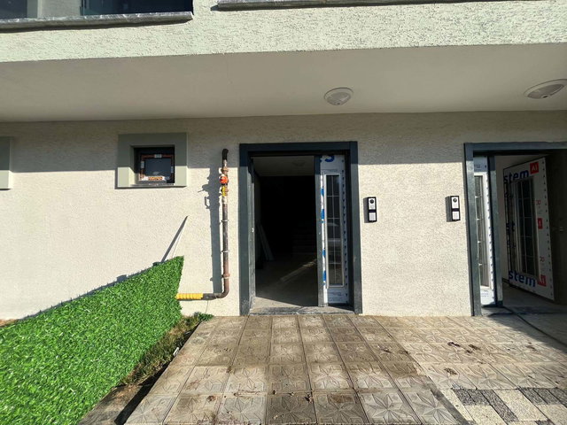 REMAX NATURALDEN  ŞİRİNKÖY MERKEZİ KONUMDA KİRALIK ARAKAT 2+1
