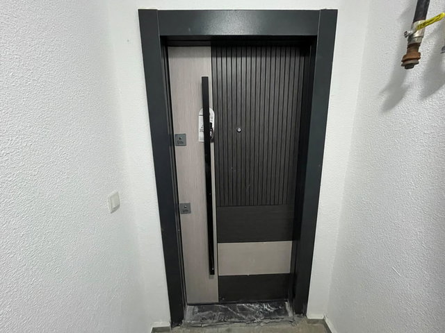 REMAX NATURALDEN  ŞİRİNKÖY MERKEZİ KONUMDA KİRALIK ARAKAT 2+1