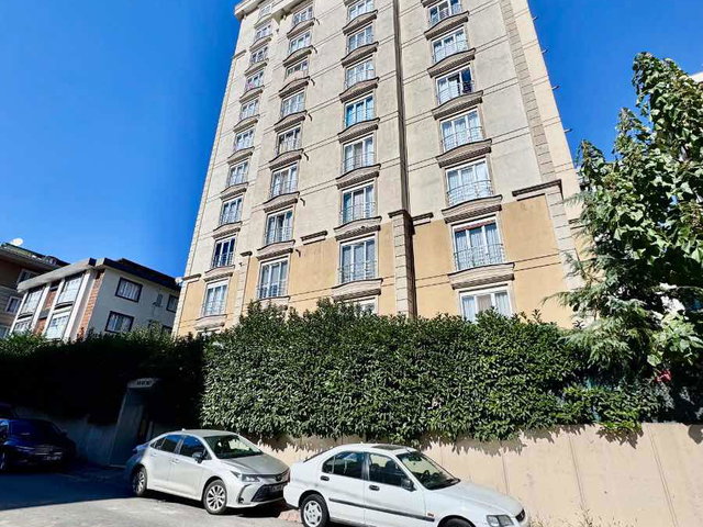 ŞERİFALİ'DE SİTE ÖZELLİKLİ 3+1 91M2 NET SATILIK DAİRE
