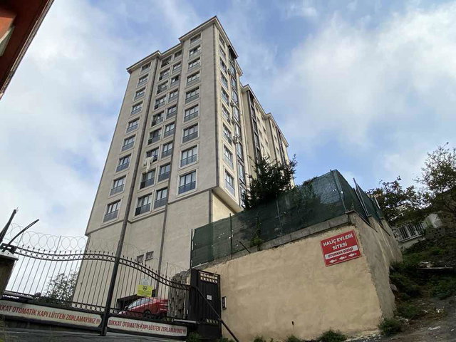 EYÜP SULTAN HALİÇ SİTESİ’NDE SATILIK 2+1 MANZARALI DAİREMİZ İLANDA