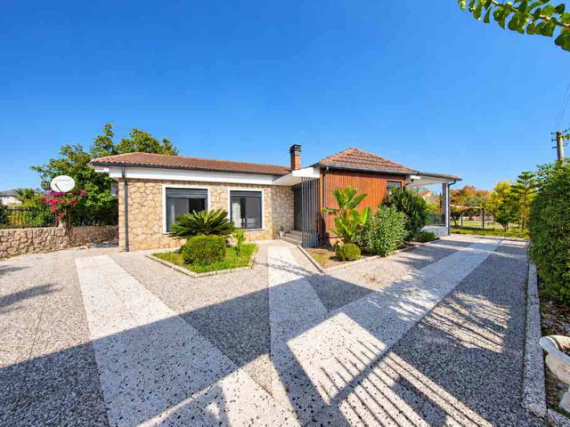 KEPEZ DUACI'DA 1.250 M² ARSALI MÜSTAKİL VİLLA