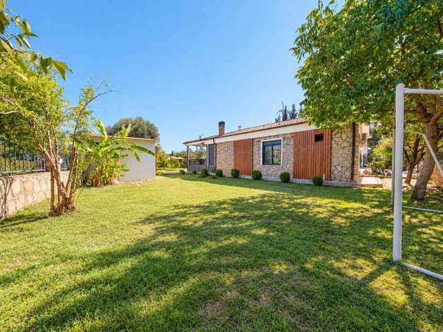 KEPEZ DUACI'DA 1.250 M² ARSALI MÜSTAKİL VİLLA