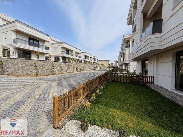 BABYLON SEYRANTEPE SİLVAN YOLU SATILIK 5+1 VİLLA