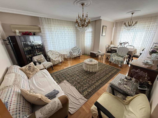 ÜMRANİYE’DE GÜNEY HENZA AKIN ÇOLAKOĞLU ANADOLU LİSESİ YANI SATILIK DAİRE