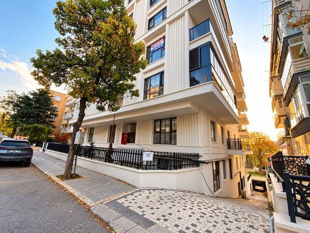 ÇANKAYA AYRANCI MH. HOŞDERE CAD. ÜZERINDE SATILIK SIFIR 2+1 DAIRE