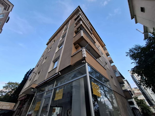 KARTAL CEVİZLİ'DE MERKEZİ KONUMDA KİRALIK ARAKAT 2+1 DAİRE