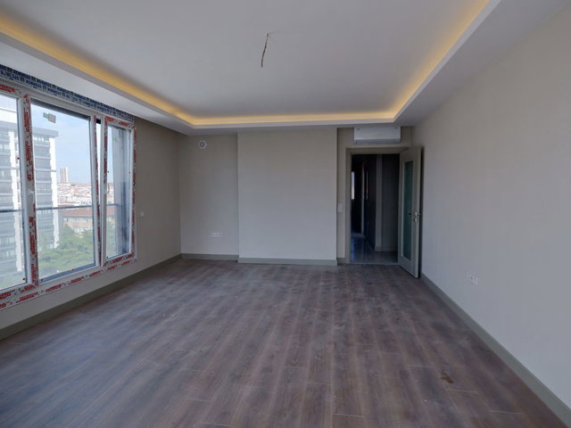 ZIVERBEY MINIBÜS CADDESI ÜZERINDE SATILIK SIFIR 2+1 DAIRE 110 M2