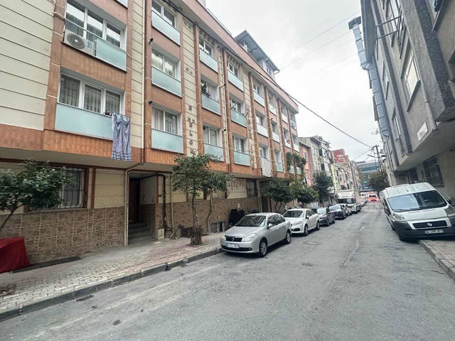 BAĞCILAR 15 TEMMUZ MAH’DE BAHÇE KATI 1+1 | BALKONLU | KİRACILI | KREDİYE UYGUN