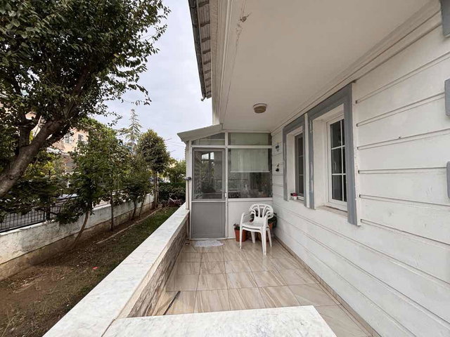 İSTANBUL SILIVRI’DE 5 + 1 SATILIK VILLA