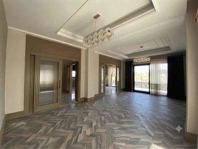PAZARLIKLI KÖŞE KONUM 6+1 TRİPLEX NİRVANA 75 VİLLA/TAPU HAZIR
