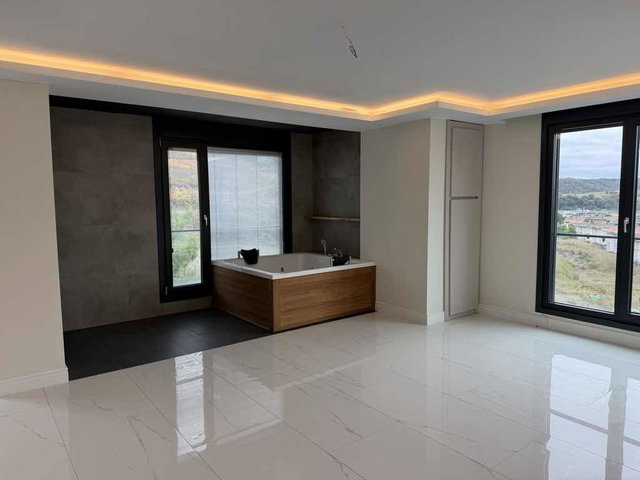 ŞİLE’DE SIFIR 4+1 | 350 M² NET | 4 BANYO | TÜM KATLAR KULLANIM AYRICALIĞI