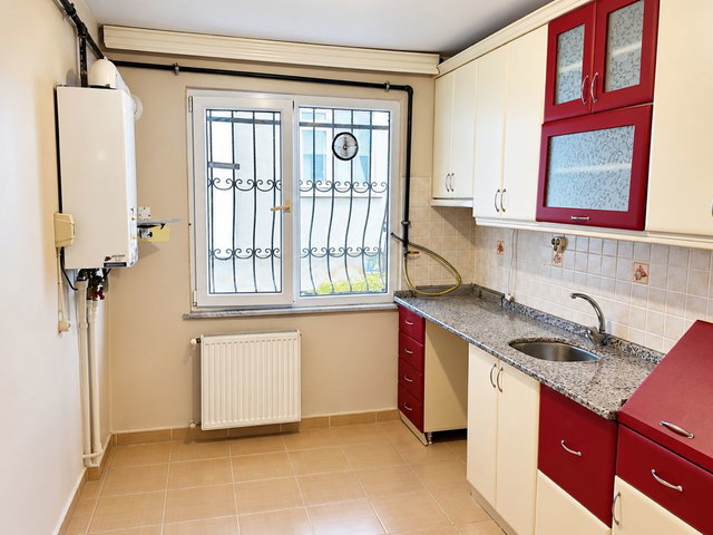 REMAX'DAN PENDIK GÜZELYALI SINIRINDA E-5'E YAKIN FIRSAT DAIRE