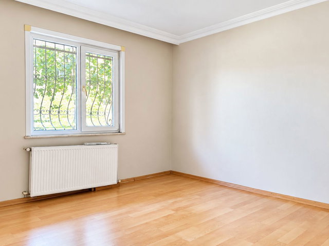 REMAX'DAN PENDIK GÜZELYALI SINIRINDA E-5'E YAKIN FIRSAT DAIRE