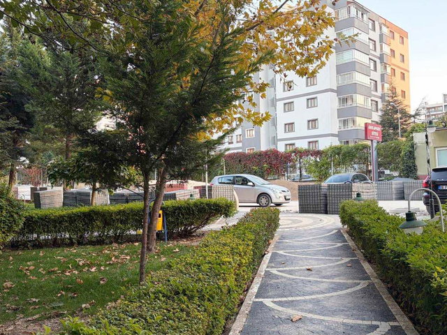 REMAX ELMAS'TAN ERYAMAN ANKAPARK EVLERİN'DE İÇİ YENİ YAPILI 3+1