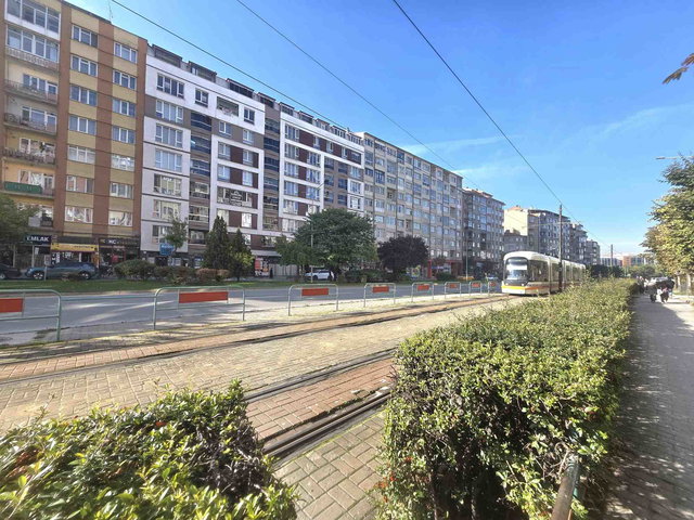REMAX MOD'DAN CUMHURİYET BULVARI ÜZERİNDE SATILIK 3+1