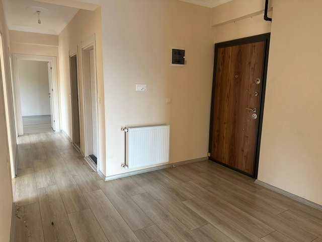 YALINCAK MAHALLESİNDE SITE IÇERISINDE 3+1 KİRALIK DAİRE