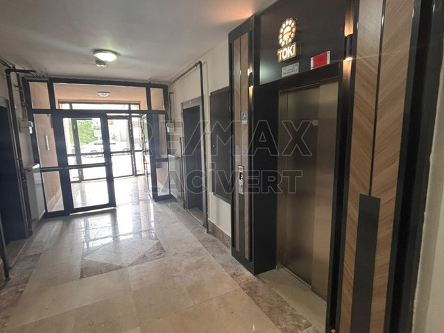 RE/MAX LACIVERT'TEN HILALKENT TOKILER'DE KIRALIK 2+1 DAIRE