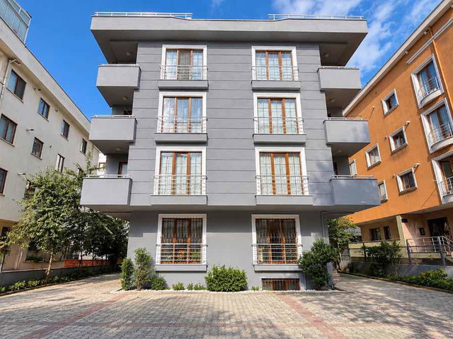 ATAŞEHİR İNÖNÜ'DE TADİLATLI MASRAFSIZ 3+1 ARA KAT SATILIK DAİRE