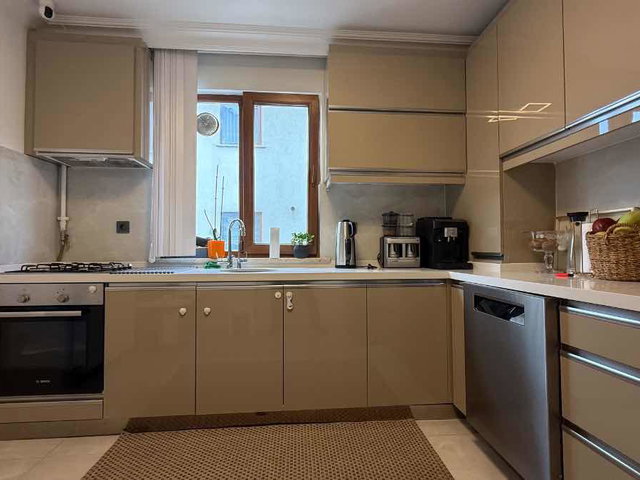 ATAŞEHİR İNÖNÜ'DE TADİLATLI MASRAFSIZ 3+1 ARA KAT SATILIK DAİRE