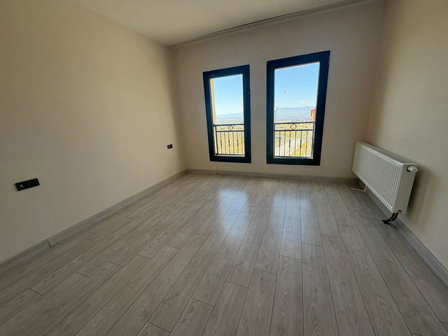 REMAX İLKE'DEN YILDIZKENT OSMANGAZİ TOKİ' DE 2+1 KİRALIK DAİRE