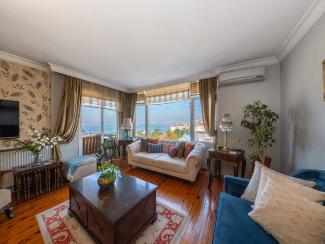 MİTHATPAŞA MAH.'DE DENİZ MANZARASINA AÇILAN FERAH 3+1 KÖŞE DAİRE