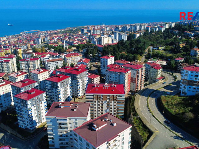 YENI ÇAMLIK SITESI ARA KAT GENIŞ DAIRE