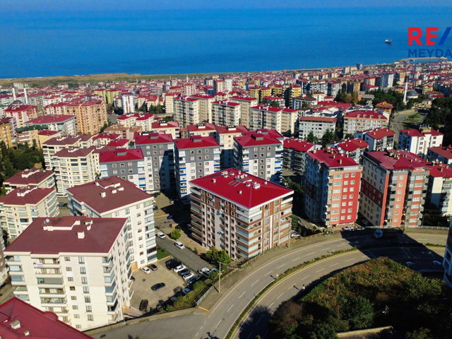 YENI ÇAMLIK SITESI ARA KAT GENIŞ DAIRE