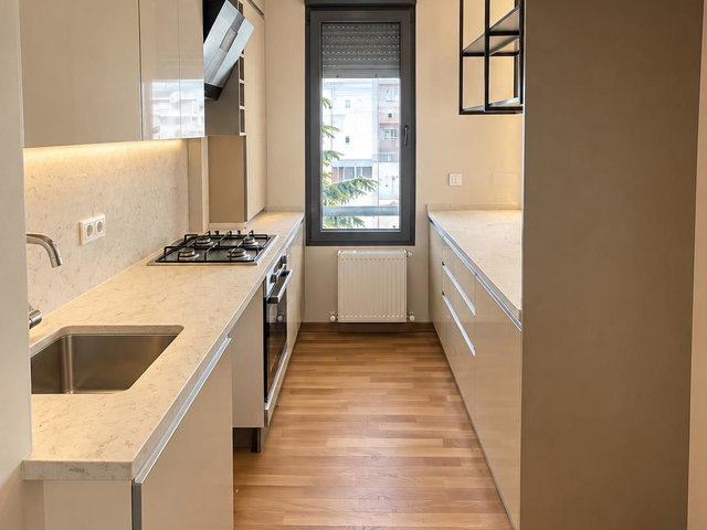 FENERYOLU'NDA MERKEZİ KONUM | SIFIR 3+1 |ÇİFT ASANSÖR |OTOPARK