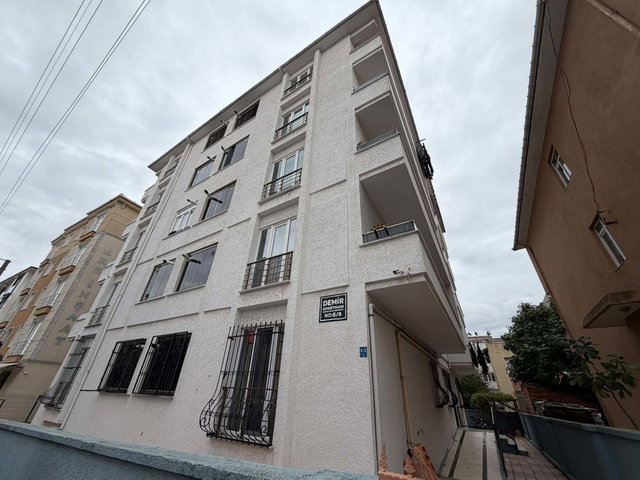 NUSRATİYE MAHALLESİNDE SATILIK 2+1 DAİRE