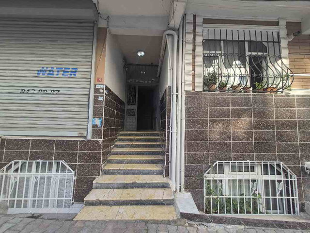 REMAXPRO GÜÇLÜ ÖZEN GAZİOSMANPAŞA BAĞLARBAŞI’NDA SATILIK 2+1 DAİRE