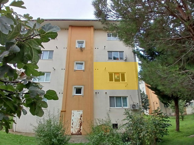 REMAX DESİGN ADAPAZARI KORUCUKTA 1+1 KİRALIK DAİRE