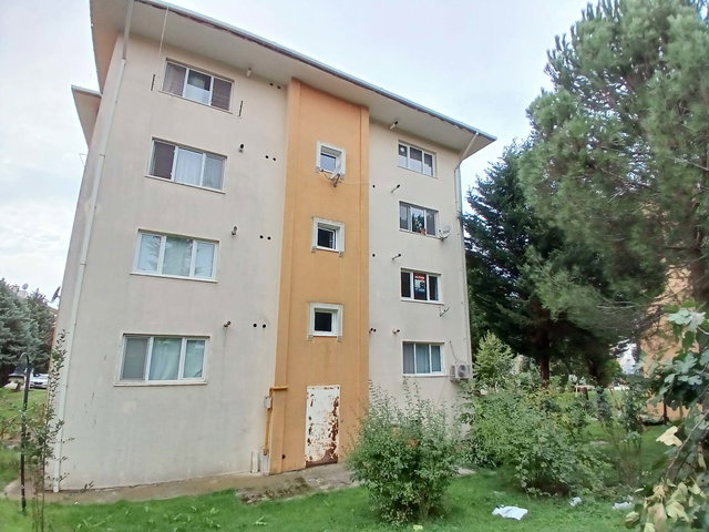 REMAX DESİGN ADAPAZARI KORUCUKTA 1+1 KİRALIK DAİRE