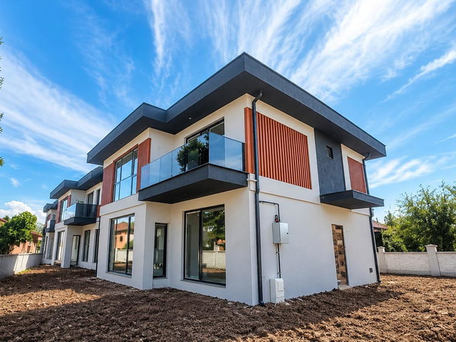 REMAX TAN ' DAN DÜZCE ŞIRALIK MH SIFIR 4+1 SATILIK VİLLA