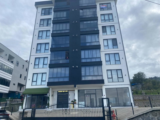 BEŞİRLİ'DE DENİZ MANZARALI LÜKS SIFIR EŞYALI 2+1 SATILIK DAİRE