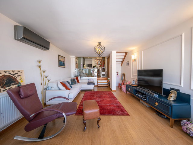 DENİZ MANZARALI ÖZEL TASARIM 3+1 DUBLEKS DAİRE