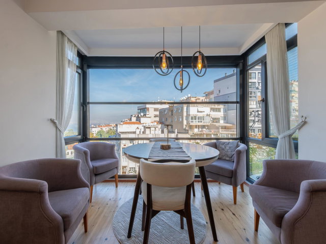 DENİZ MANZARALI ÖZEL TASARIM 3+1 DUBLEKS DAİRE