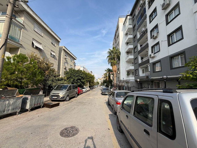 BOZYAKA SAİM ÇIKRIKÇI YAKINI 3+1  ASANSÖRLÜ ARAKAT SATILIK DAİRE