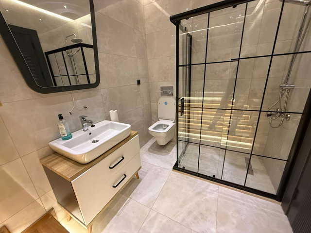 REMAX AİR'DEN YALOVA KADIKÖY DE FERAH LÜKS VİLLA