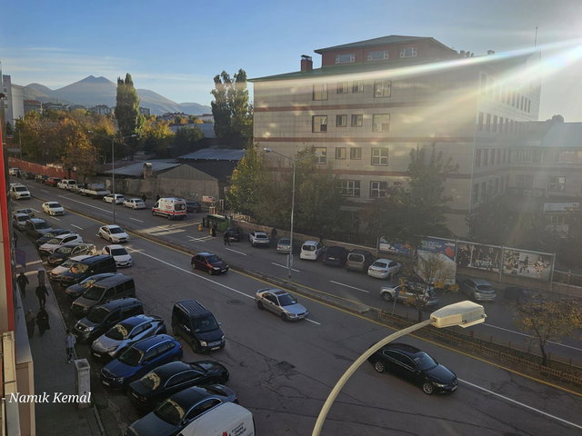REMAX İLKE'DEN ÇAYKARA CADDESİ'NDE 3+1 KİRALIK DAİRE