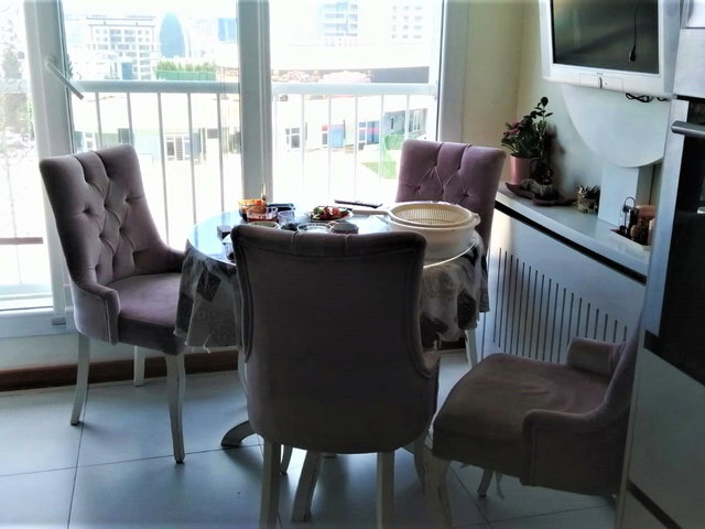 REMAX OLUŞUM'DAN GÜNEŞLIPARK'TA 180 M2 SATILIK 4+1 DAIRE
