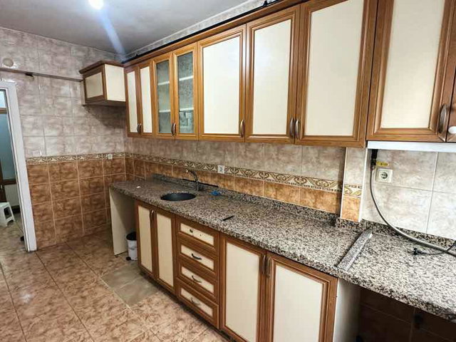FIRSAT, ÇAKMAK MH. İKBAL CD. 100 M. KİRALIK 2+1 ARA KAT DAİRE,