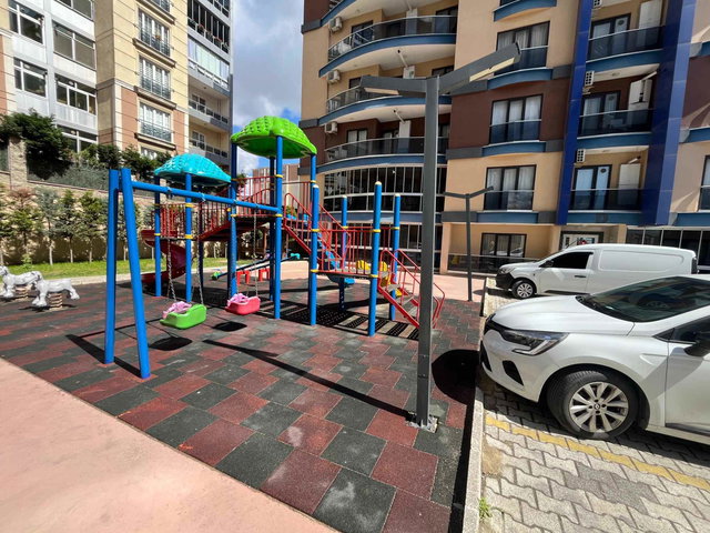 ÇAYIROVA MUTLUKENT BİRRŞEHİR 1.ETAP 2+1 ARAKAT GENİŞ DAİRE