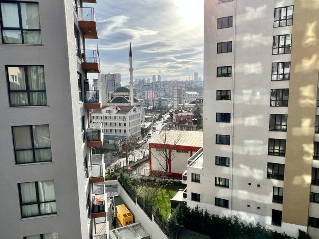 KAĞITHANE MERKEZ MAHALLESİ MEGA 2 BLOK SİTESİ KİRALIK 2+1 DAİRE