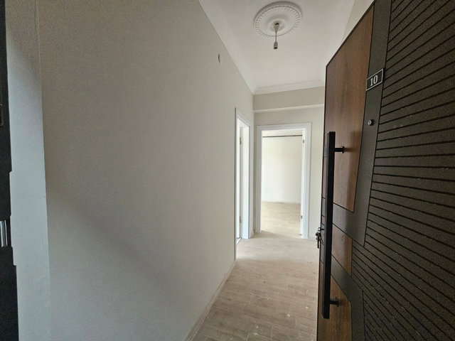 REMAX/MAVI ALIM DİNEK'DEN ÇAMLIK 5 SITESINDE SATILIK 1+1 DAIRE