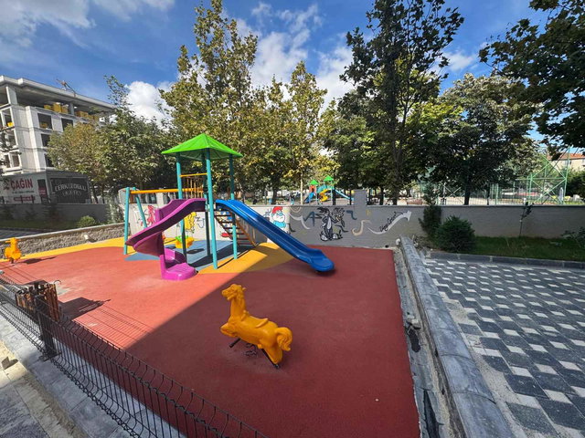 SANCAKTEPE AKPINAR KONAKLARI BUTİK SİTEDE 2 ODA BİR SALON KİRALIK