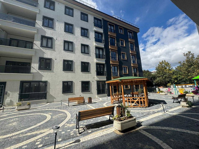 SANCAKTEPE AKPINAR KONAKLARI BUTİK SİTEDE 2 ODA BİR SALON KİRALIK