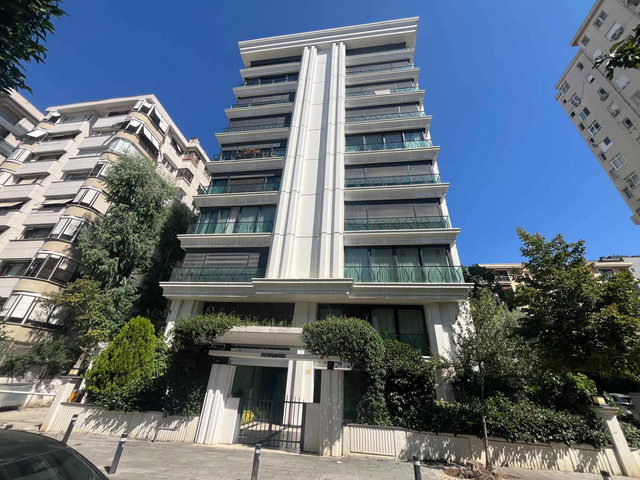 BAĞDAT CADDESİNE YAKIN GENÇ BİNADA KİRALIK 3+1