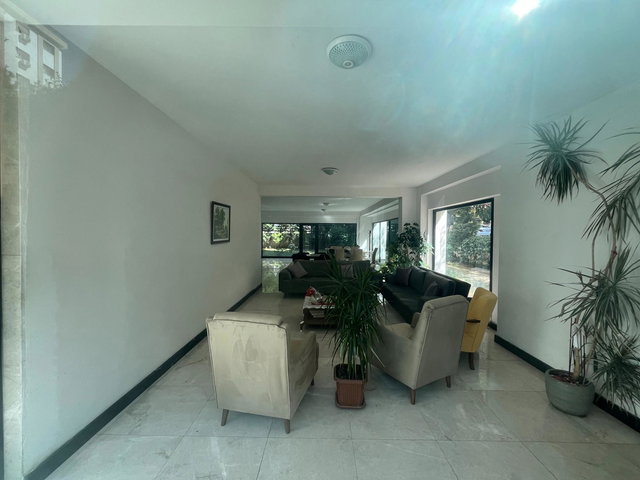 BAĞDAT CADDESİNE YAKIN GENÇ BİNADA KİRALIK 3+1