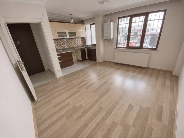 RE/MAX PRO  DERİN'DEN NURTEPEDE METROYA VE KAĞITHANE MERKEZE YAKIN 2+1 DAİRE