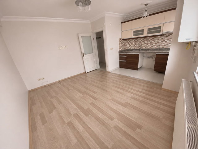 RE/MAX PRO  DERİN'DEN NURTEPEDE METROYA VE KAĞITHANE MERKEZE YAKIN 2+1 DAİRE